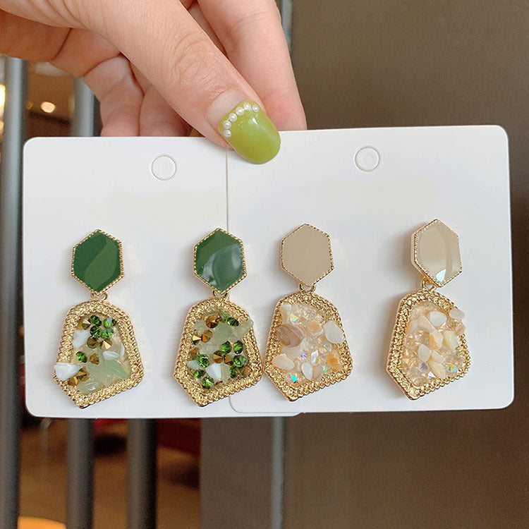 Wholesale Chic Heart-Shaped Alloy Earrings with Gemstone Design,  Fashion Jewelry Accessory for Daily Wear