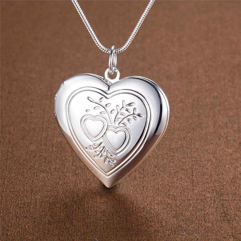 Wholesale Copper Plated Silver Jewelry Heart-shaped Photo Frame Necklace ACC-NE-YaRL001