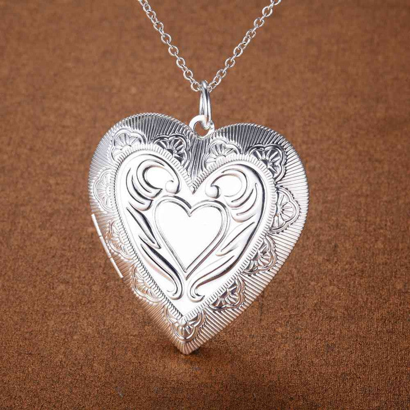 Wholesale Copper Plated Silver Jewelry Heart-shaped Photo Frame Necklace ACC-NE-YaRL001