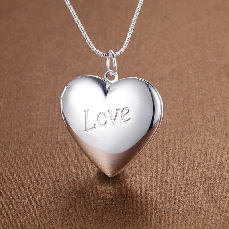 Wholesale Copper Plated Silver Jewelry Heart-shaped Photo Frame Necklace ACC-NE-YaRL001