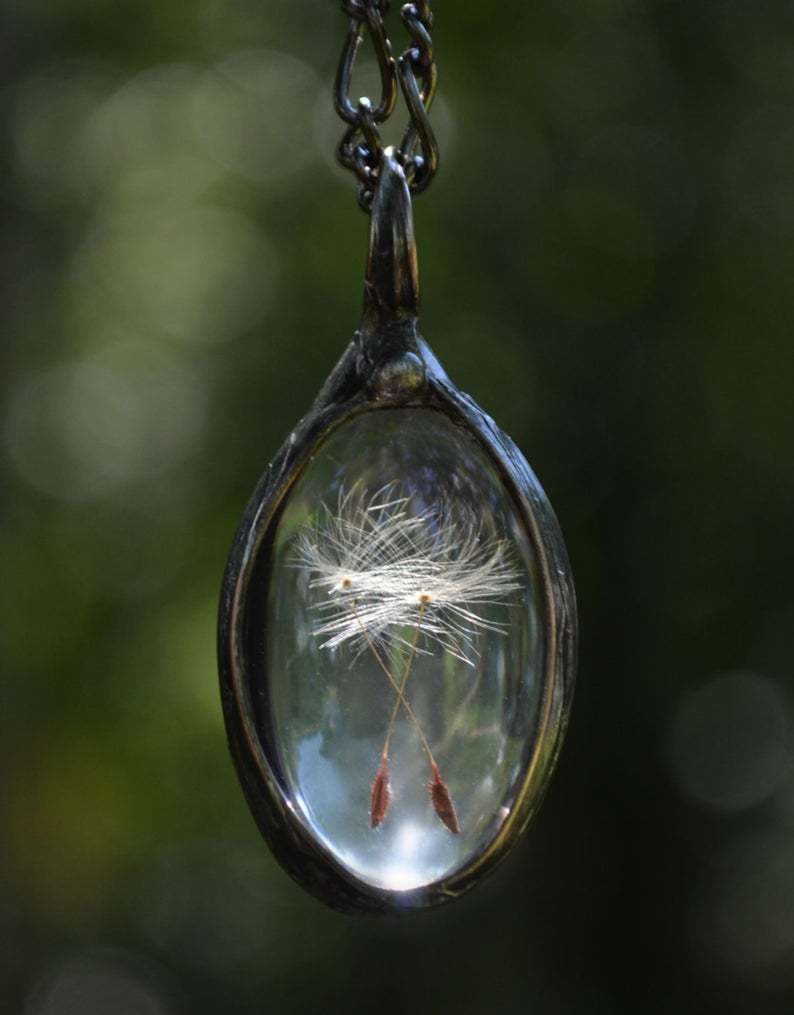 Wholesale Glass Gem Necklace Dandelion Seed Oval Pendant Fashion Jewelry Accessory