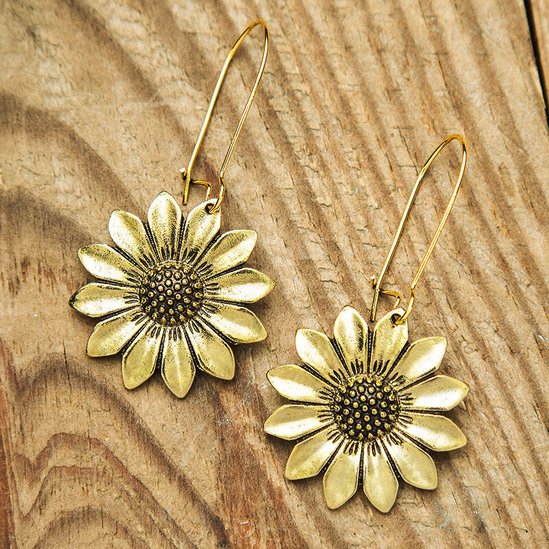 Wholesale Retro Ancient Silver Sunflower Earrings - Trendy Literary Design Fashion Jewelry Accessory Gift for Resale