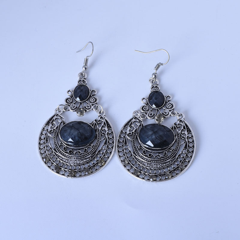 Wholesale Bohemian gem pendant court vintage hollow carved ear hook earrings