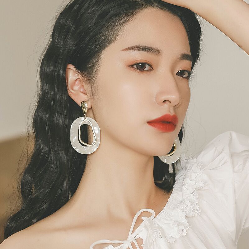 Wholesale Exaggerated Long Geometric Hoop Earrings