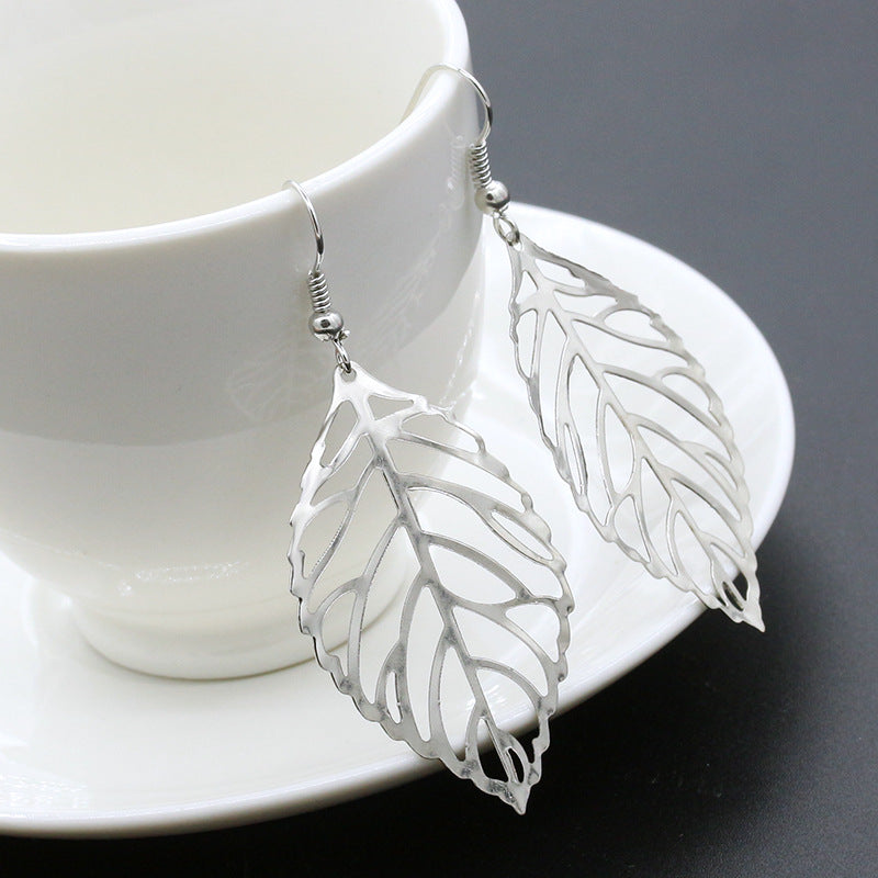 Wholesale Electroplated Alloy Leaf Earrings Forest Style Women S Jewelry Accessory Trendy Gift For Boutique Resale