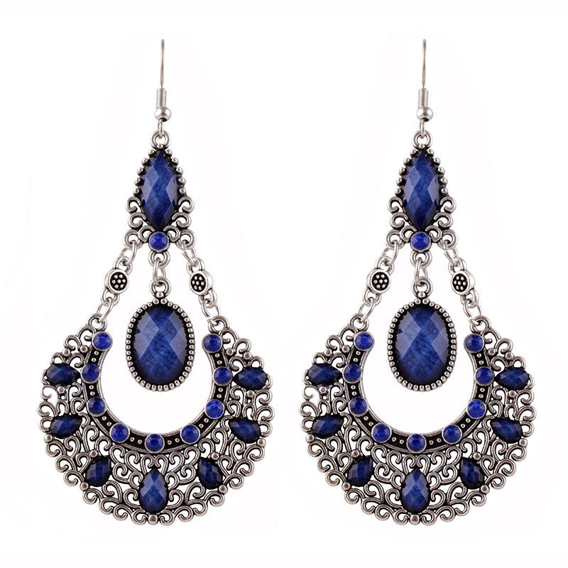 Wholesale Exaggerated Retro Court Style Long Hollow Rhinestone Drop Earrings Alloy Electroplated Fashion Accessory