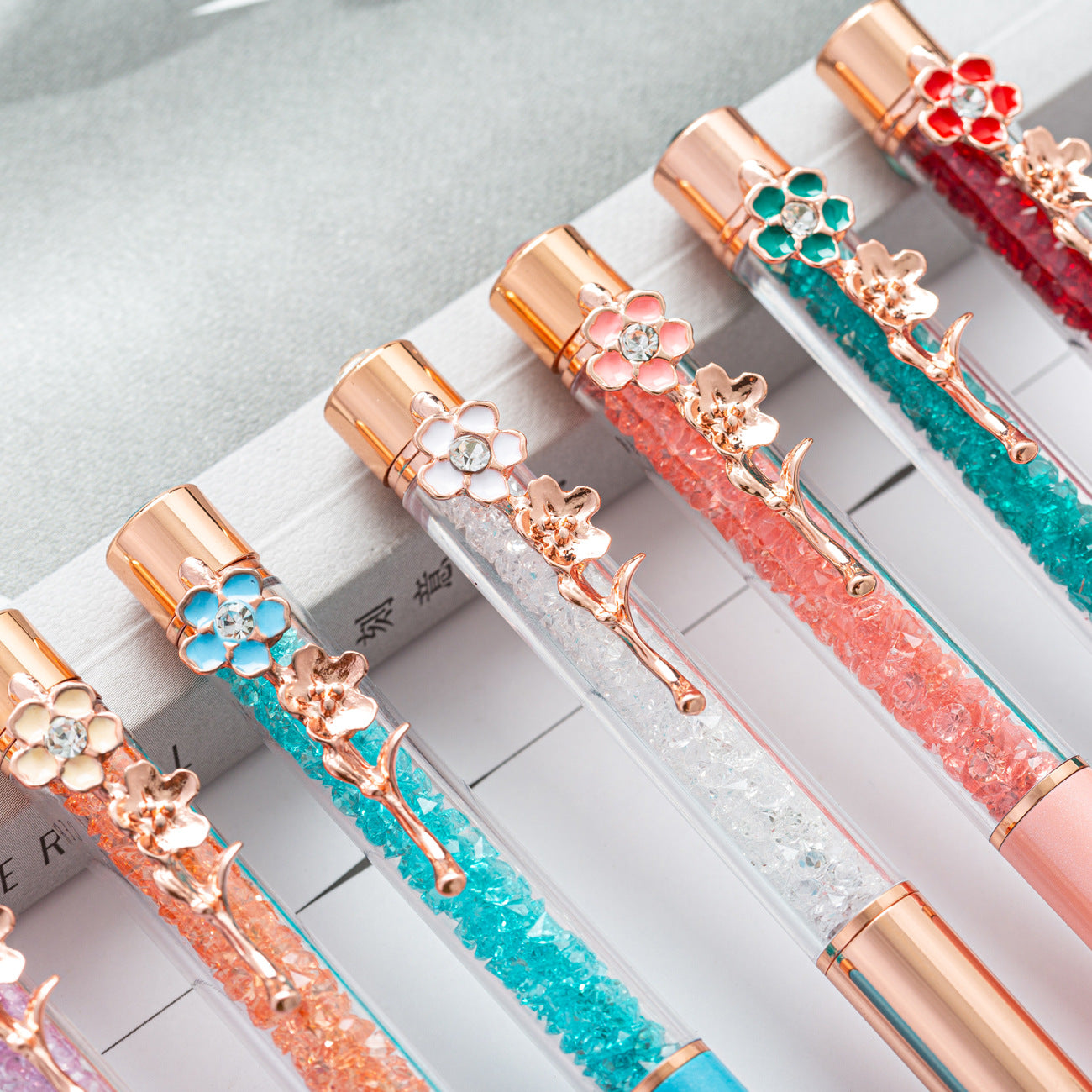 Wholesale Metal Crystal Pen Color Flower Pen Clip Diamond Ballpoint Pen ACC-PN-HuaHao010