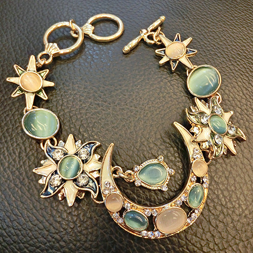 Wholesale Alloy Sun Cat Eye Moon Sun Rhinestone Women' s Bracelet,  Stylish Jewelry Accessory