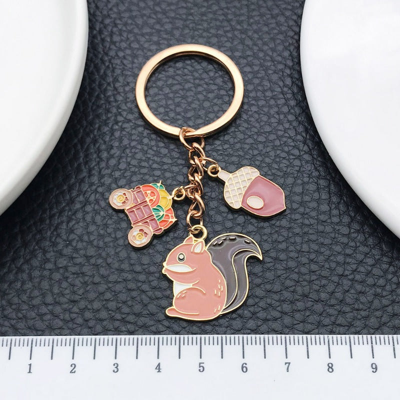 Wholesale Thanksgiving Oil Drop Squirrel Pine Cone Keychain ACC-KC-Luneng008