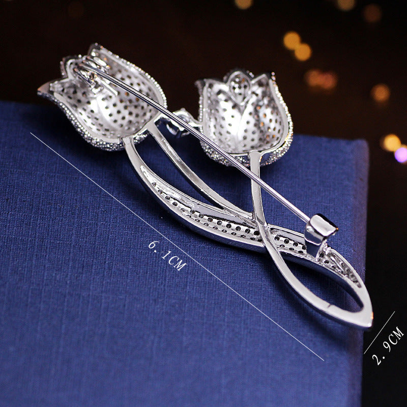 Wholesale Personalized Diamond-encrusted Rose Brooch