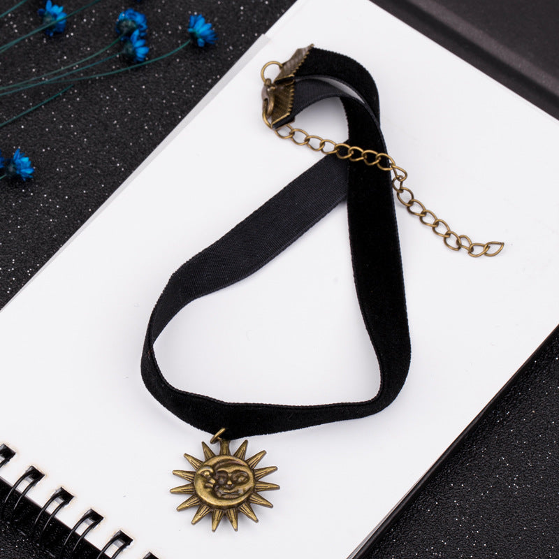 Wholesale  Vintage Velvet Lace Necklace