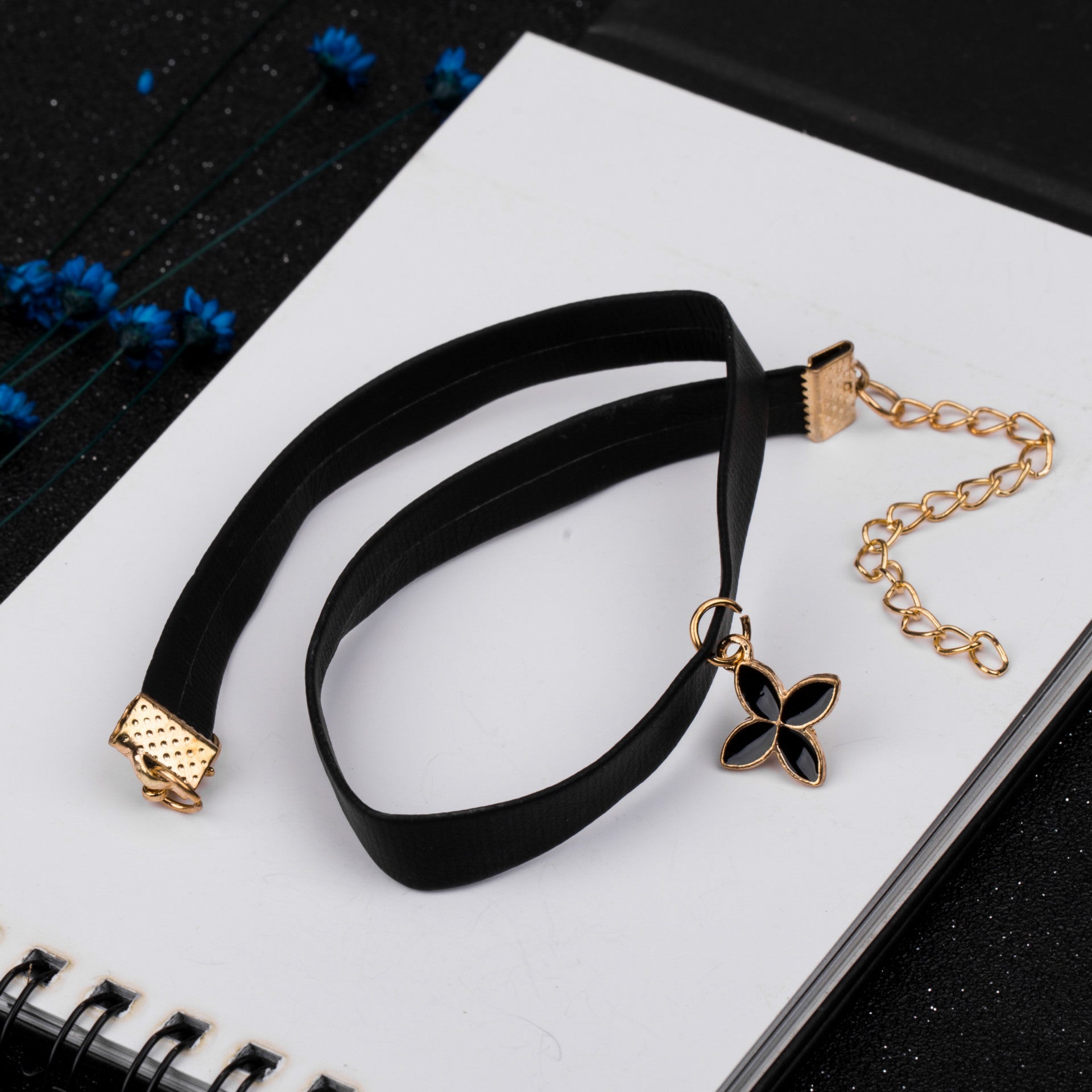 Wholesale  velvet lace neckband collar women's short clavicle chain necklaces