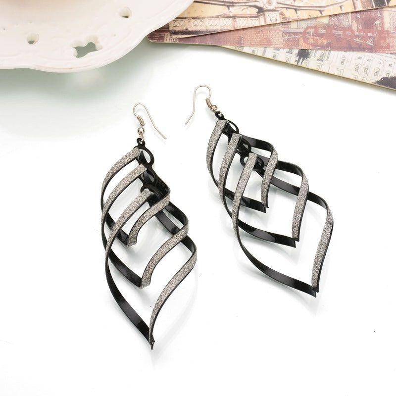 Wholesale Metal Electroplated U-Shape Spiral Earrings for Women,  Chic Everyday Wear Boutique Resale Jewelry Accessory