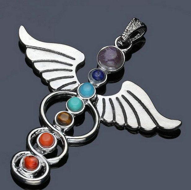 Wholesale Vintage Alloy Multicolor Crystal Pendant Necklace Chic Jewelry Accessory For Boutique Resale