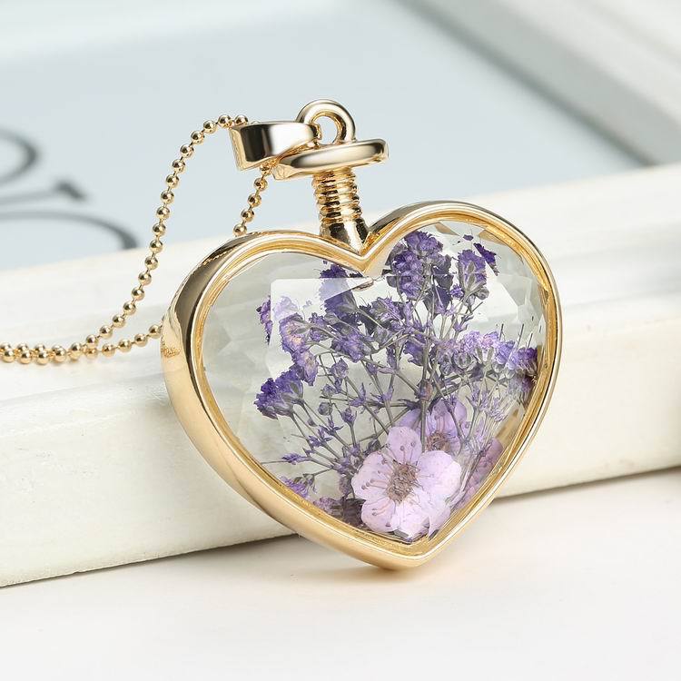 Wholesale  heart-shaped pendant flowers love crystal necklace