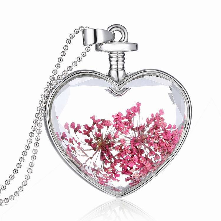 Wholesale  heart-shaped pendant flowers love crystal necklace