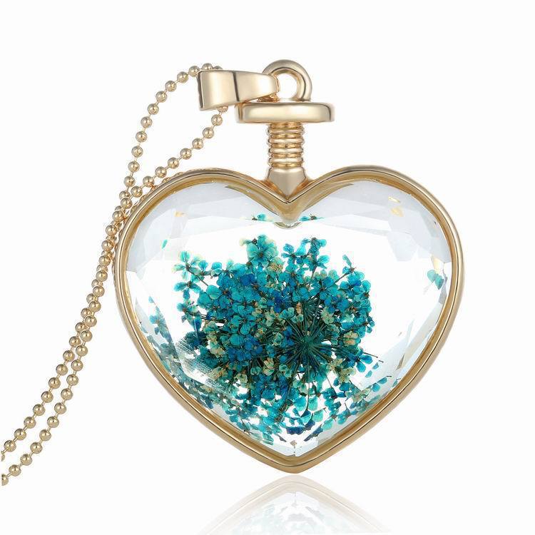 Wholesale  heart-shaped pendant flowers love crystal necklace