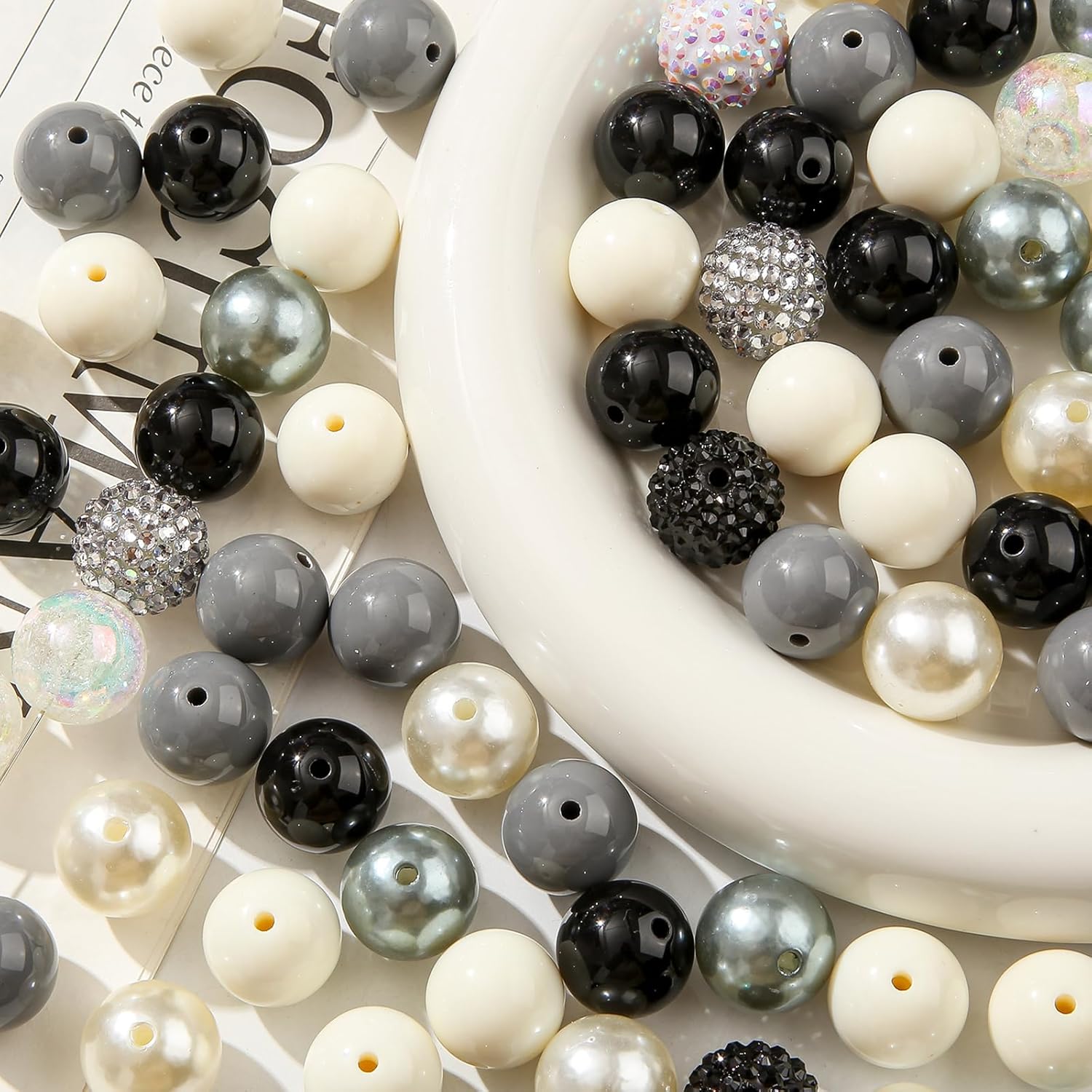 Wholesale 50pcs Acrylic Black&White Beads 20mm Chunk Bubblegum Bead Large Gumball Rhinestone Pearl Beads for DIY Phone Chain Key Chain Bracelet Necklace