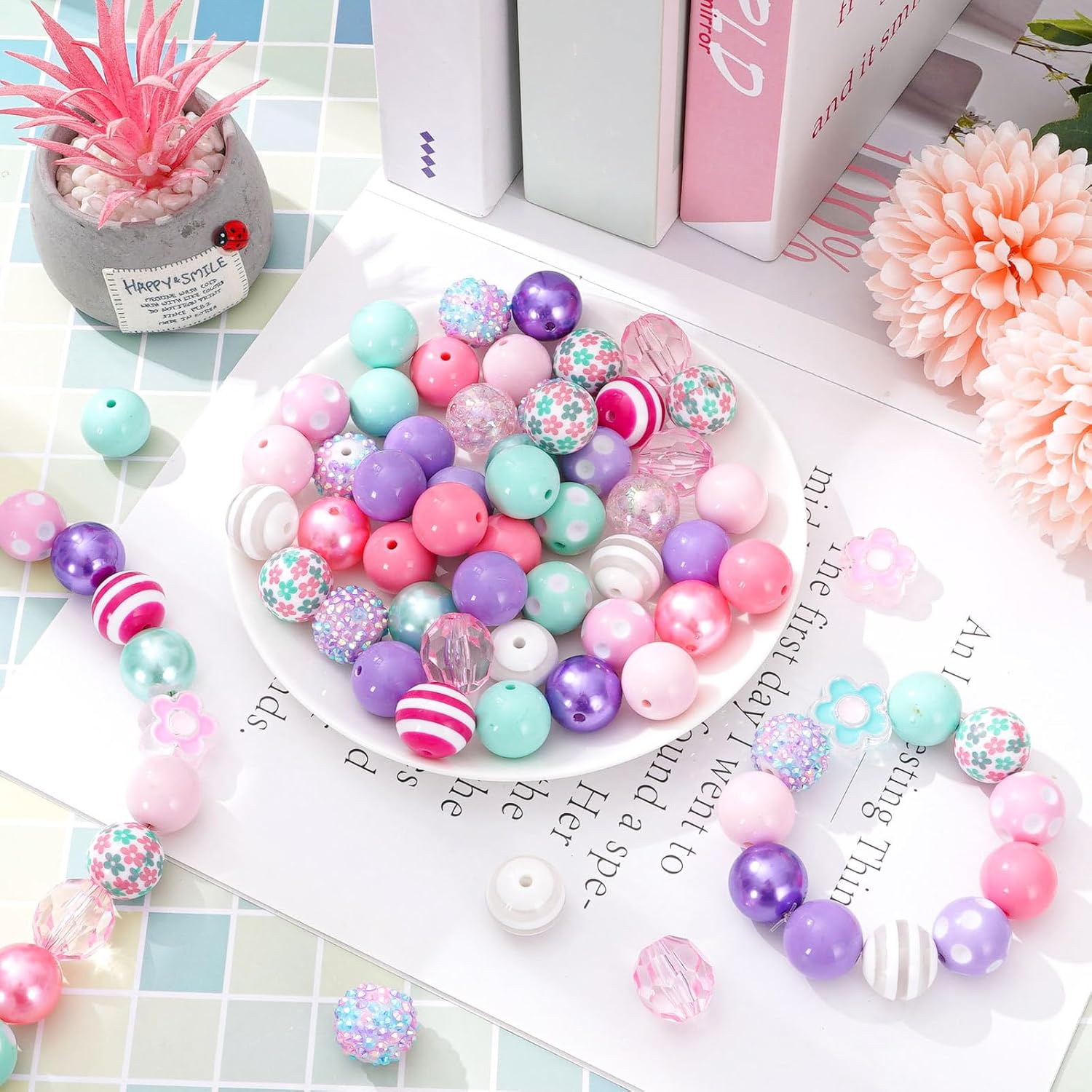 Whaline 50pcs 20mm Mixed Bubblegum Beads Boho Flower Spacer Beads, Macaron Colorful Chunky Bead Set, Jumbo Plastic Beads for Jewelry Making, Boutique DIY Craft Supplies