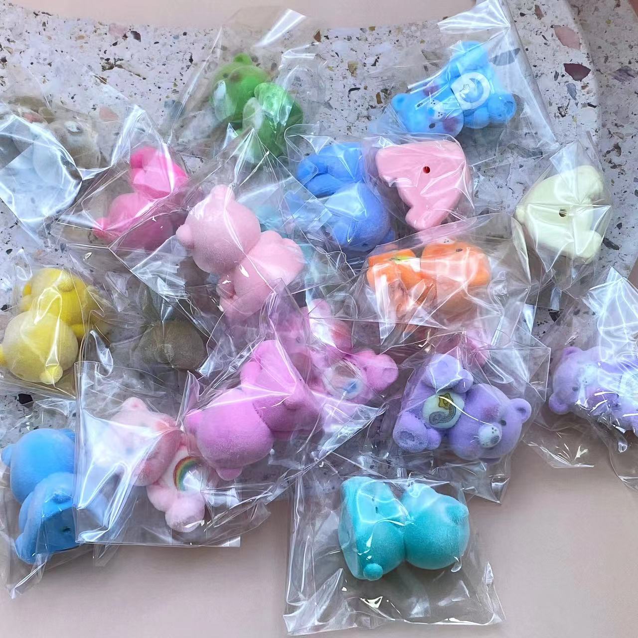 Wholesale Random 20pcs Cartoon Flocking Beads DIY Bead Accessories ACC-BDS-JinXi001