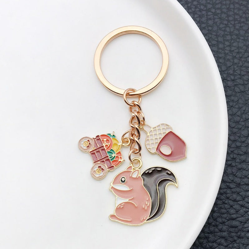 Wholesale Thanksgiving Oil Drop Squirrel Pine Cone Keychain ACC-KC-Luneng008