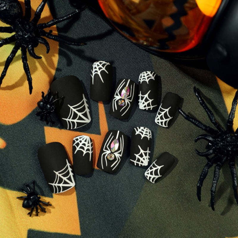 Wholesale 24 Pieces/box Halloween Spider Web Press-on Nails Kits Nail Stickers ACC-NS-LeFan084