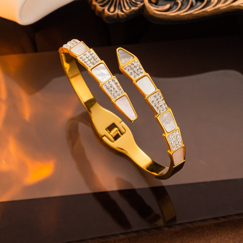 Wholesale Shell Snake Bone Openable Titanium Steel Bracelet ACC-BT-NaBao001