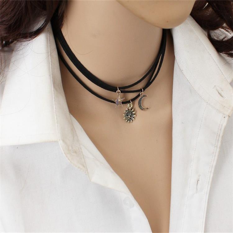 Wholesale Multi-layer velvet belt three-piece set of stars moon sun short necklace