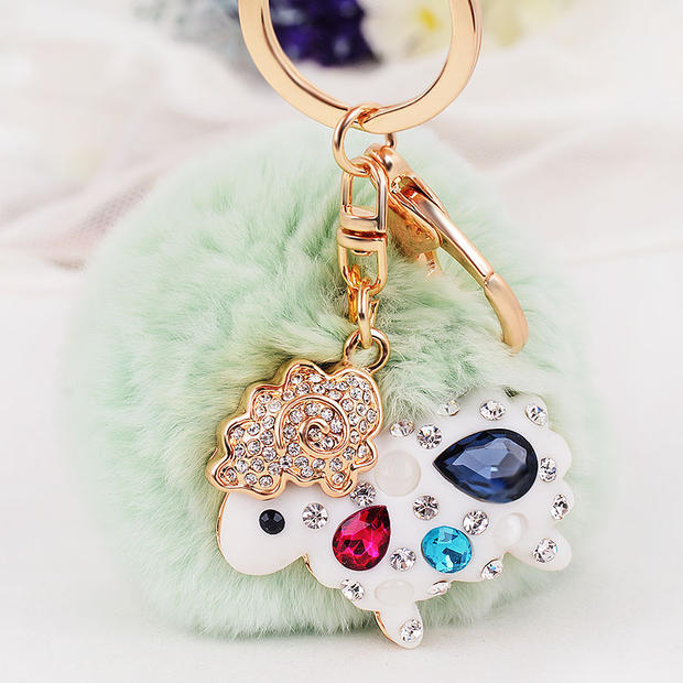 Wholesale Diamond Heart Wool Ball Car Keychain ACC-KC-RuiYuan005