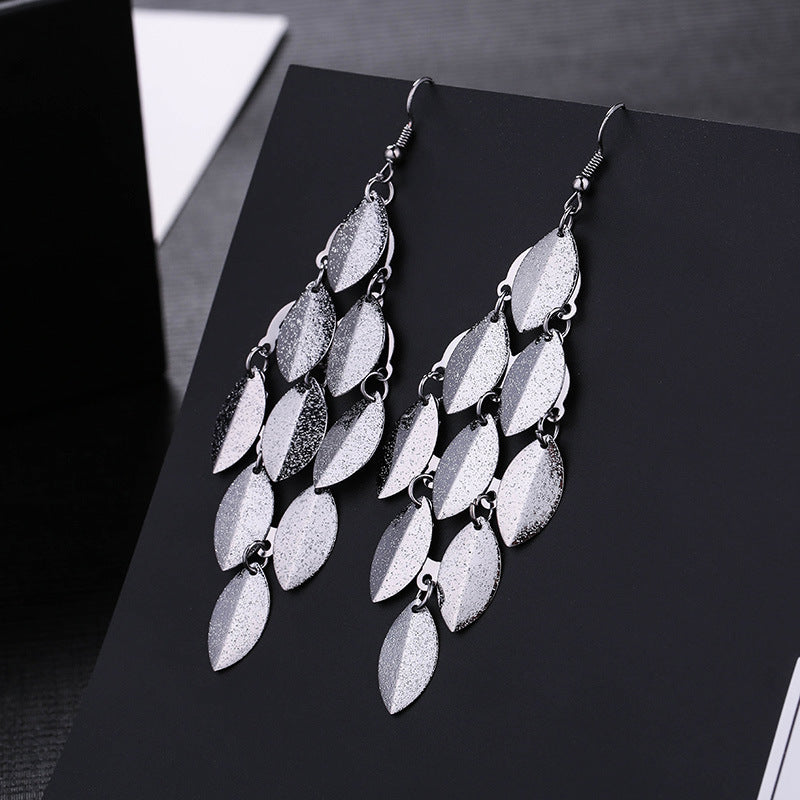 Wholesale Metal Exaggerated Tassel Temperament Long Popular Element Earrings Statemente Earrings ACC-ES-MDD016