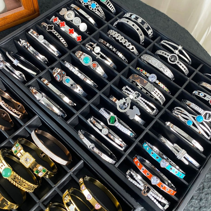 Wholesale Titanium Steel Plated 18K Gold High-end Luxury Bracelet ACC-BT-YuXun008