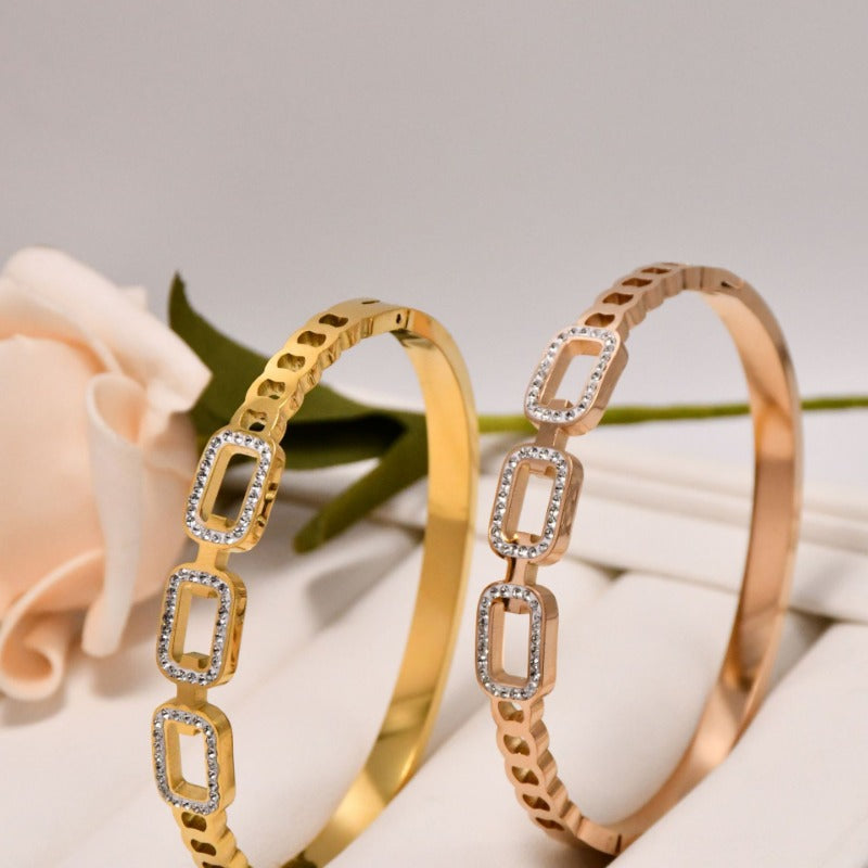 Wholesale Stainless Steel Diamond Hollow Bracelet  ACC-BT-Liyan001