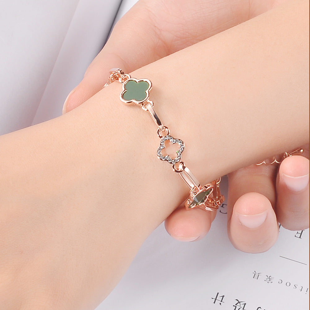 Wholesale Light Luxury Bracelet Alloy Diamond Four-leaf Clover Bracelet ACCVIP-BT-Zhum001