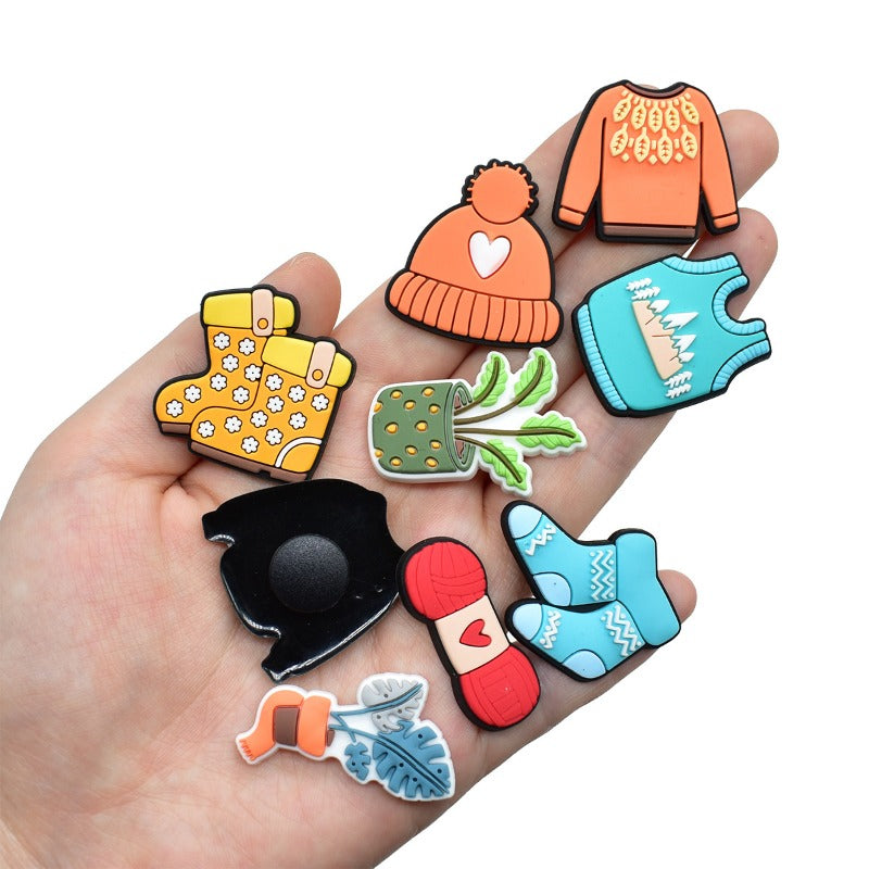 Wholesale Random 100pcs Winter Sweater PVC Soft Rubber Shoe Buckle Decoration ACC-SC-RYY080