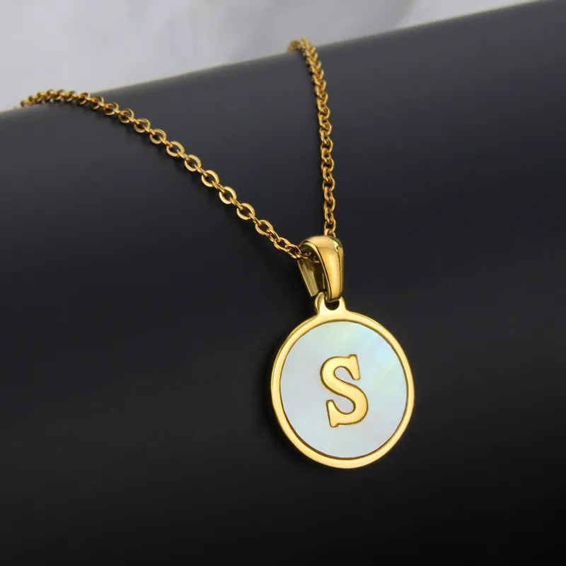 Wholesale Titanium Steel Necklace Round Shell Letter Necklace ACC-NE-BaiTian005