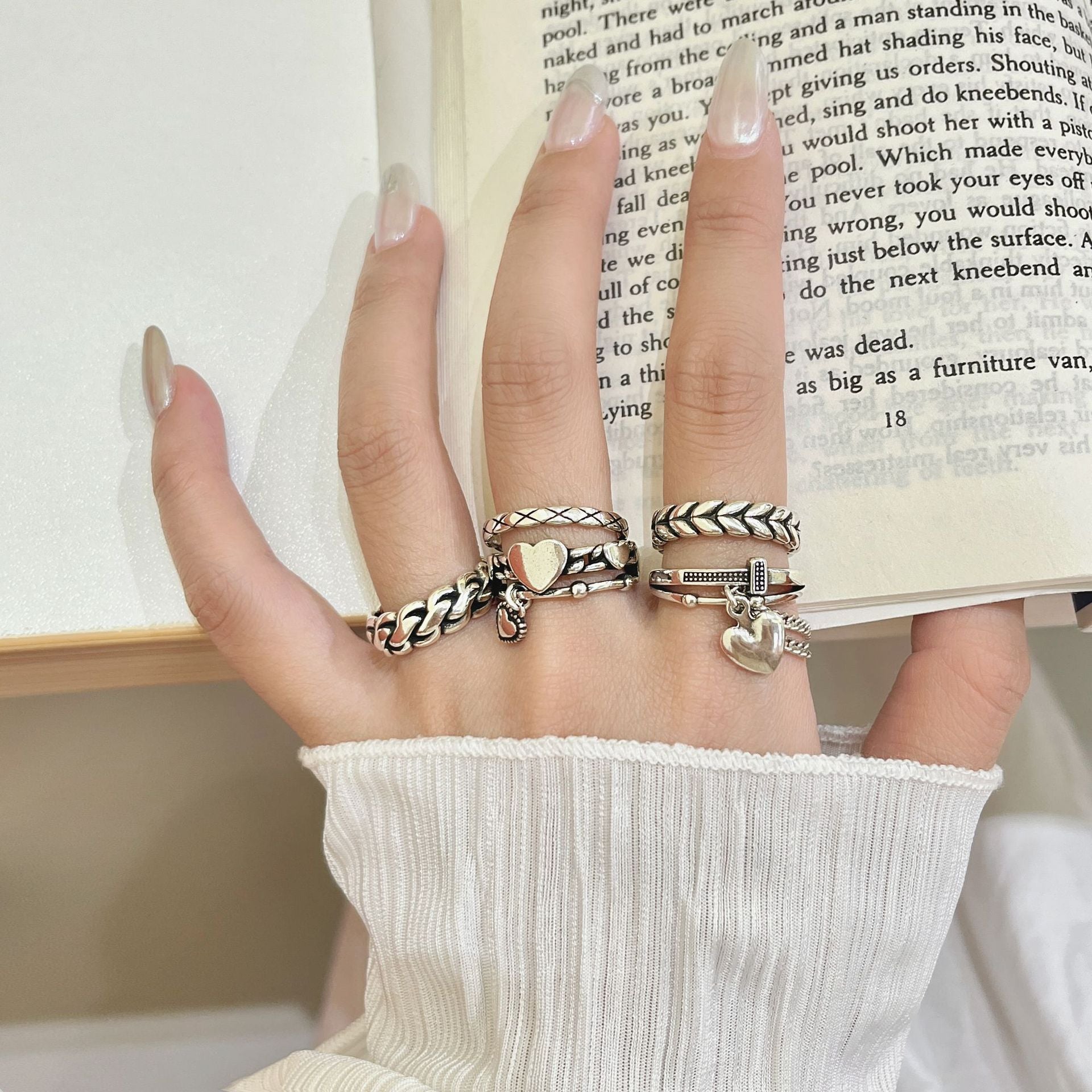 Wholesale Vintage distressed 925 silver heart ring