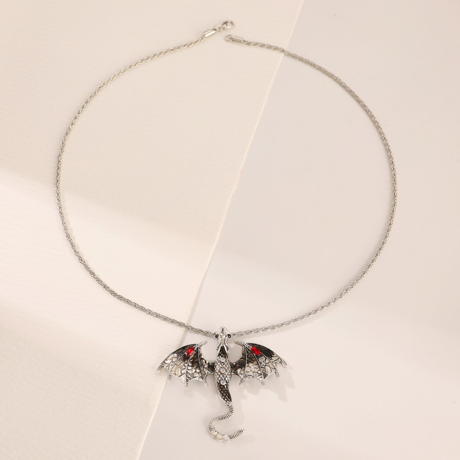 Wholesale Alloy Drip Oil Dragon Pendant Necklace Rhinestone Animal Jewelry Fashion Accessory for Couples