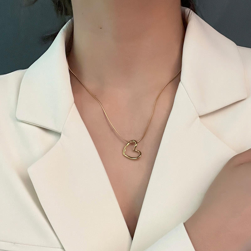 Wholesale Titanium Steel twisted heart necklace