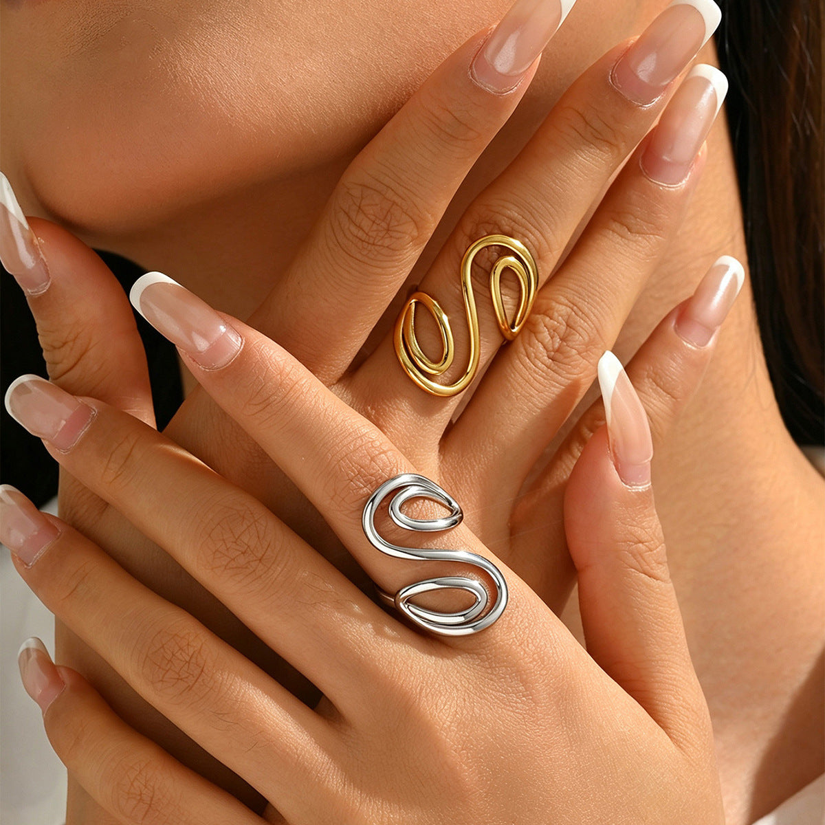 Wholesale Chic Geometric Hollow Stainless Steel Ring For Women 18K Gold Plated Fashion Jewelry Accessory