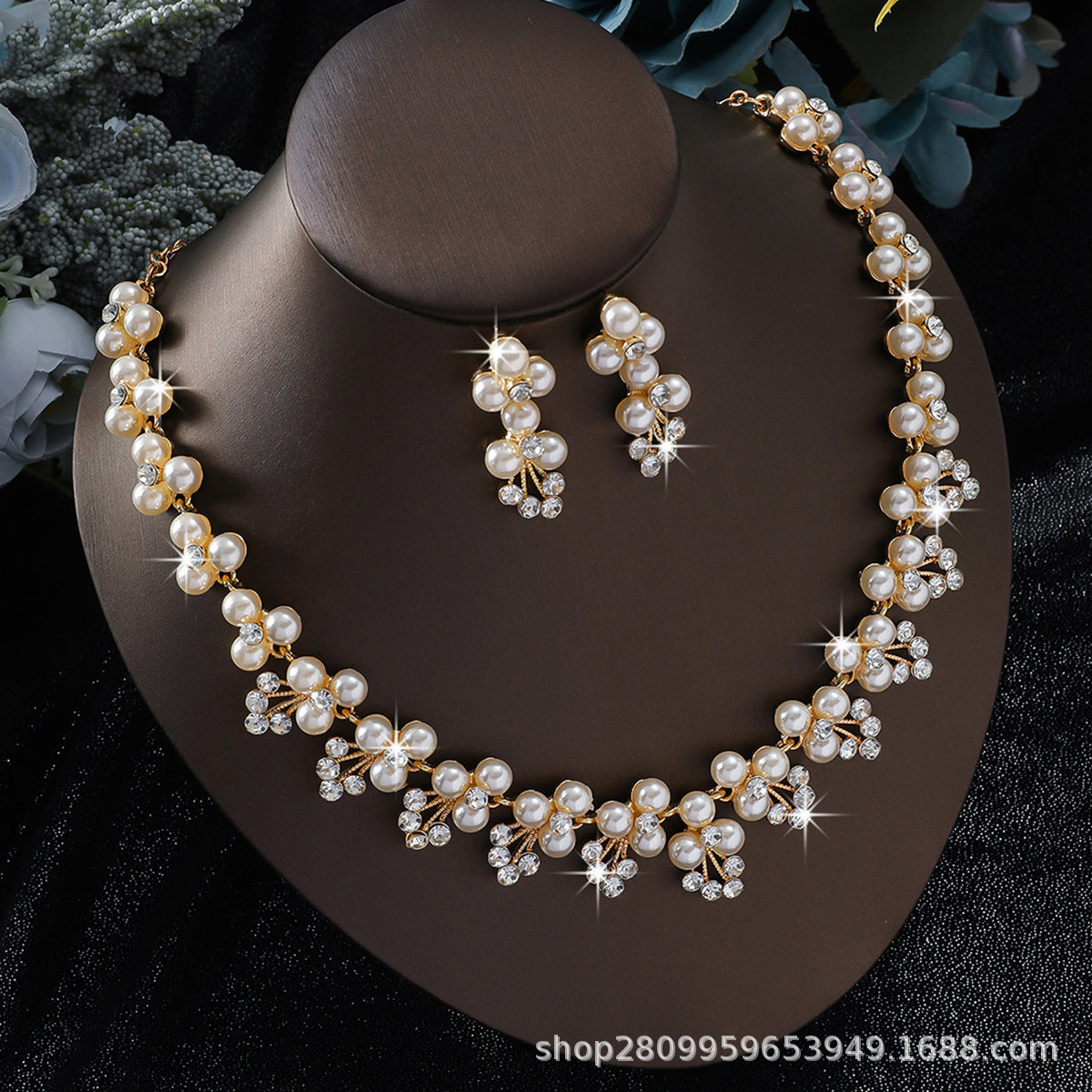 Wholesale Pearl Jewelry Set Necklace Earrings Fashion Accessory Boutique Resale