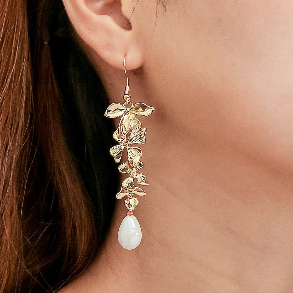 Wholesale  Bohemian Petal Pearl Earrings