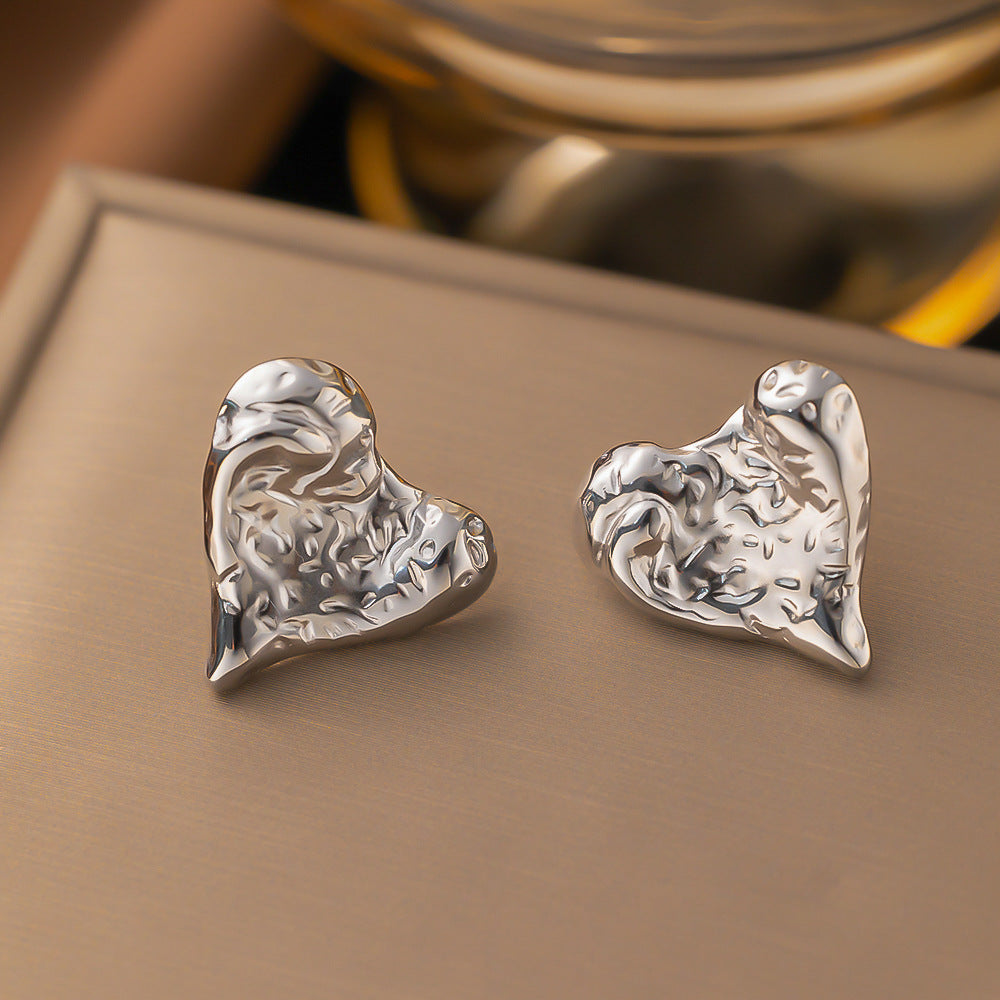 Wholesale red fashion 18K niche design texture love stainless steel earrings