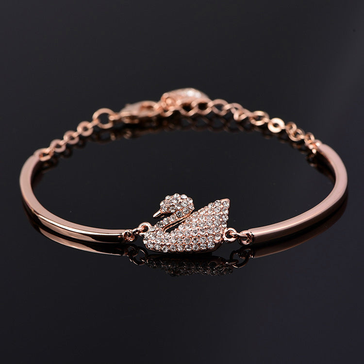 Wholesale Light Luxury Bracelet Alloy Diamond Four-leaf Clover Bracelet ACCVIP-BT-Zhum001