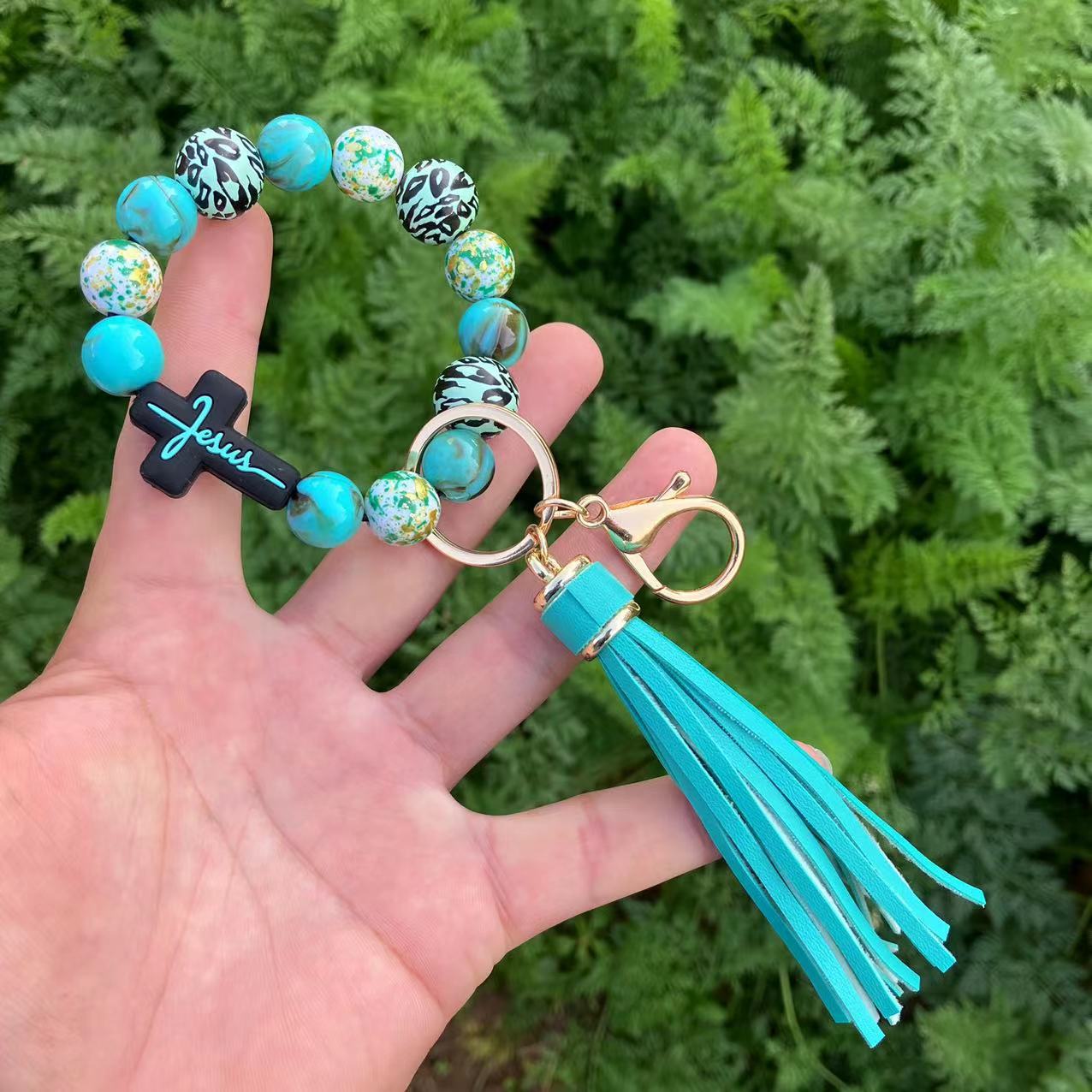 Wholesale Chic Leopard Print Silicone Bead Bracelet Keychain With Cross Tassel Stylish Bag Charm Or Everyday Wear