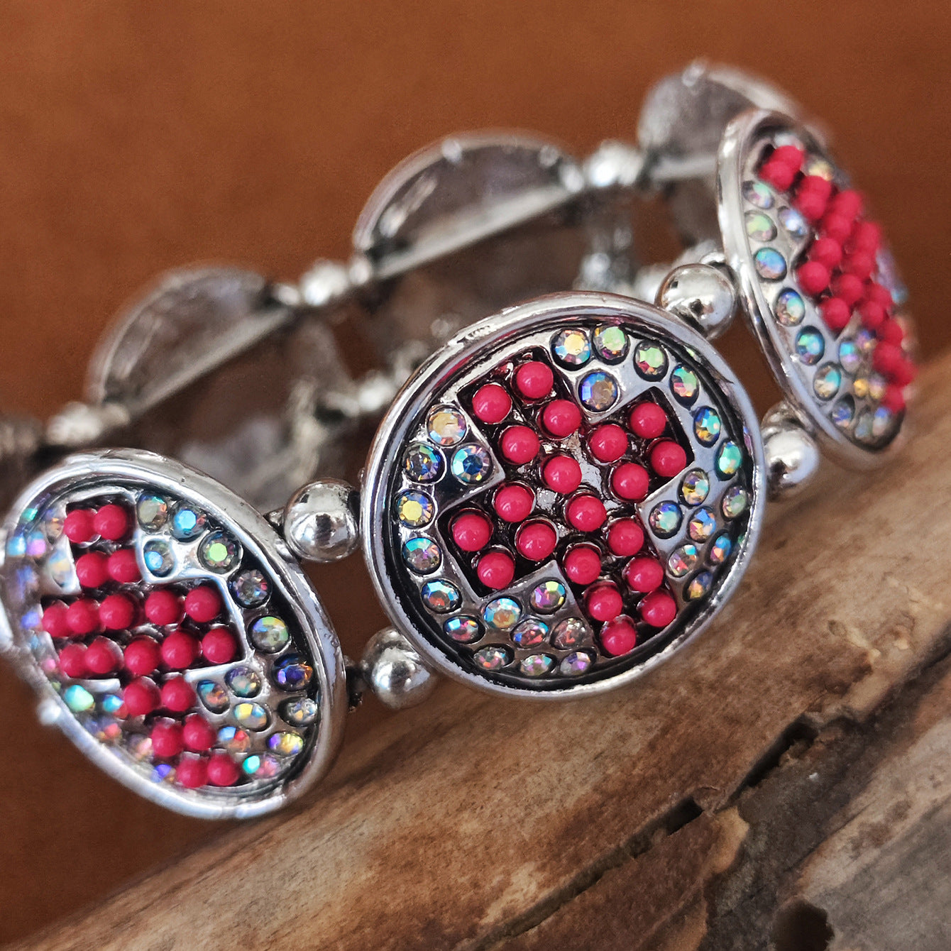 Wholesale Stylish Vacation Style Pink Cross Plated Zinc Alloy Bangle Bracelet For Women Everyday Fashion Accessory