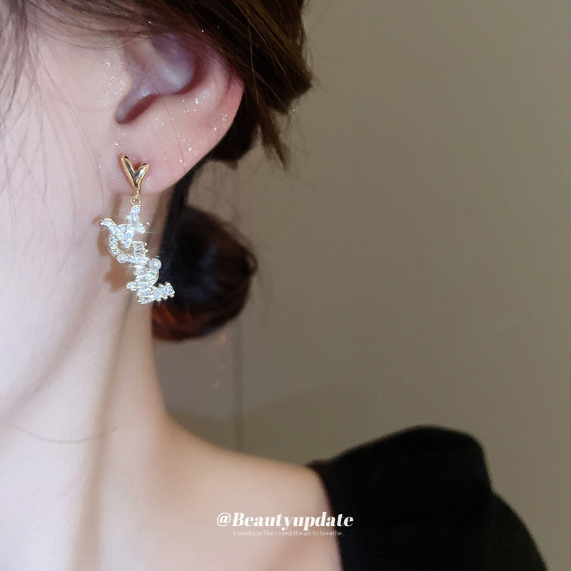 Wholesale Real Gold Silver Needle Zircon Letter Pearl Earrings