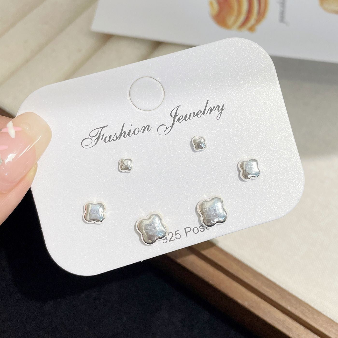 Wholesale Exquisite and Compact Mini Earring Set Silver Needle Earrings Simple Small Earrings