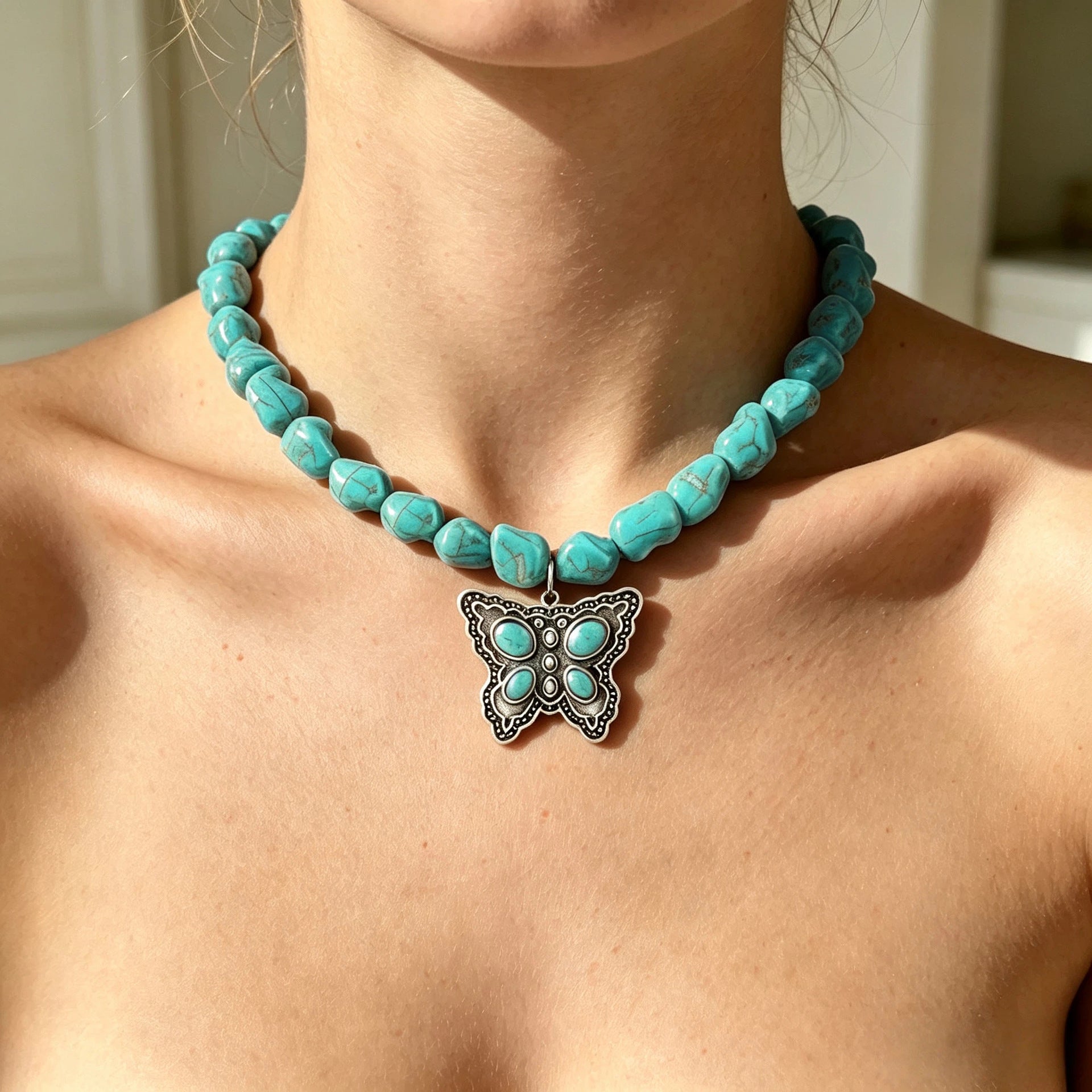 Wholesale Retro Turquoise Butterfly Pendant Necklace For Women Trendy Vintage Collarbone Chain Jewelry Gift And Resale