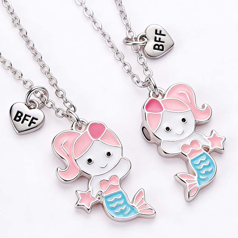 Wholesale Cartoon Heart BFF Magnetic Pendant Necklace For Women Stylish Gold Tone Zinc Alloy Boutique Resale Jewelry Accessory