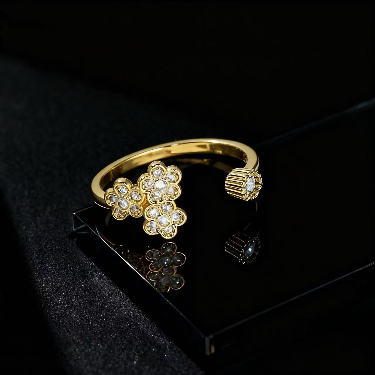 Wholesale Trendy Flower Open Ring For Women Zircon Pearl Rhinestone Design Jewelry Accessory Gift Everyday Wear Resale